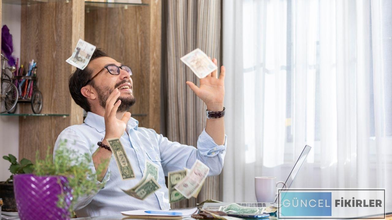 2024 Yılında Teknoloji Çağında Para Kazanmanın Yolları “Geleceğe Yatırım” 1 teknoloji Çağında Para Kazanmanın Yolları