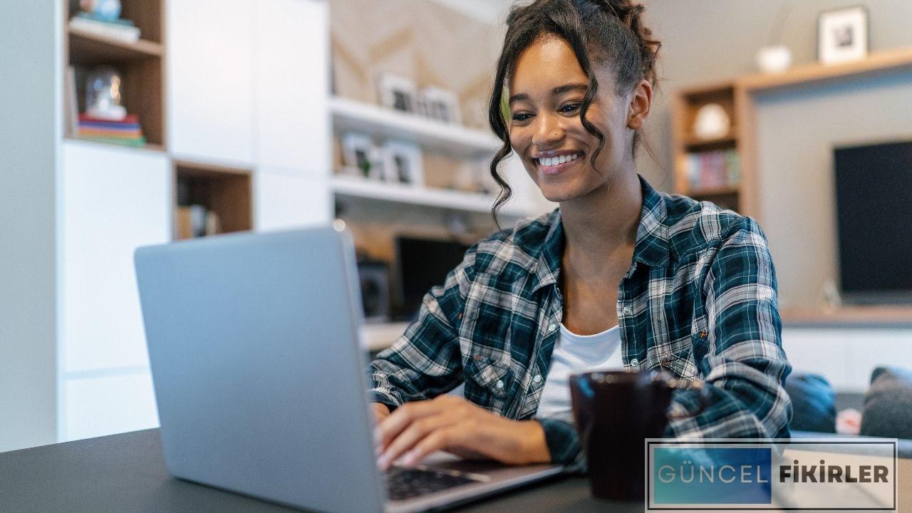 Eviniz Yeni İş Yeriniz “Yaratıcı Girişimler İçin Adım Adım Kılavuz  1 Eviniz Yeni İş Yeriniz