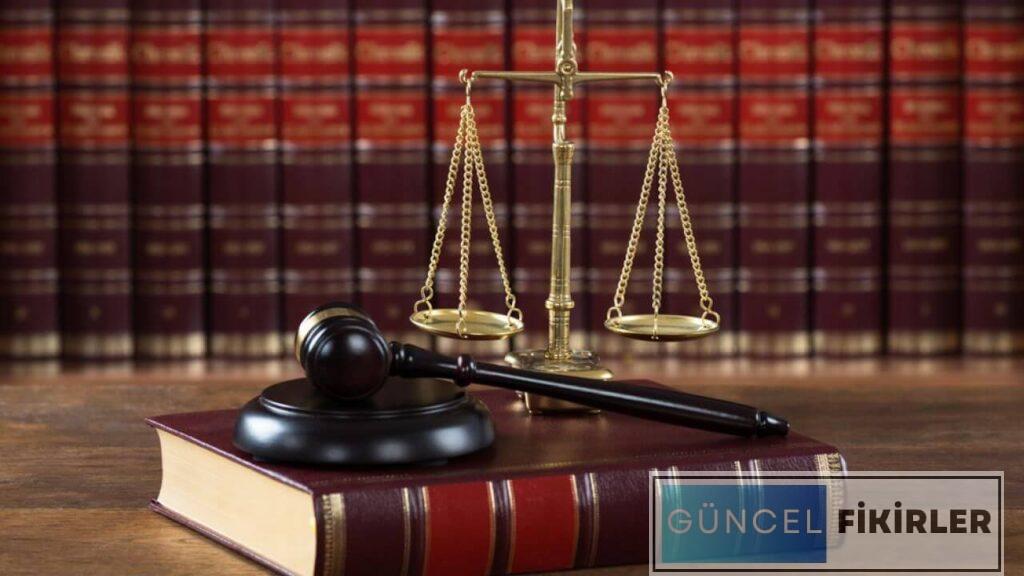 Adalet Bölümü Mezunları Ne İş Yapar? 4 Adalet Bölümü Mezunları Ne İş Yapar?