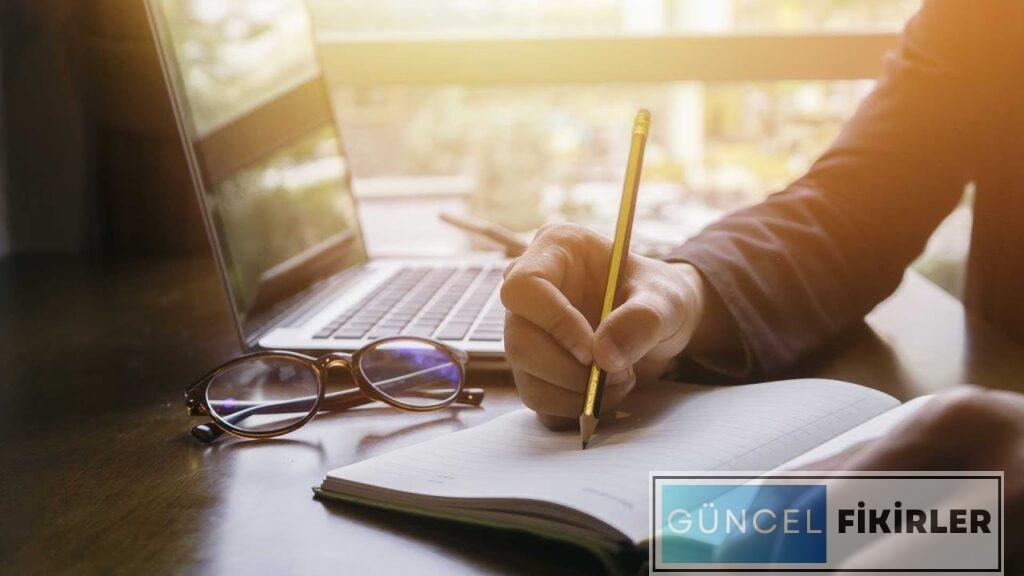 Yazarlık Yaparak Para Kazanmak 4 Yazarlık Yaparak Para Kazanmak